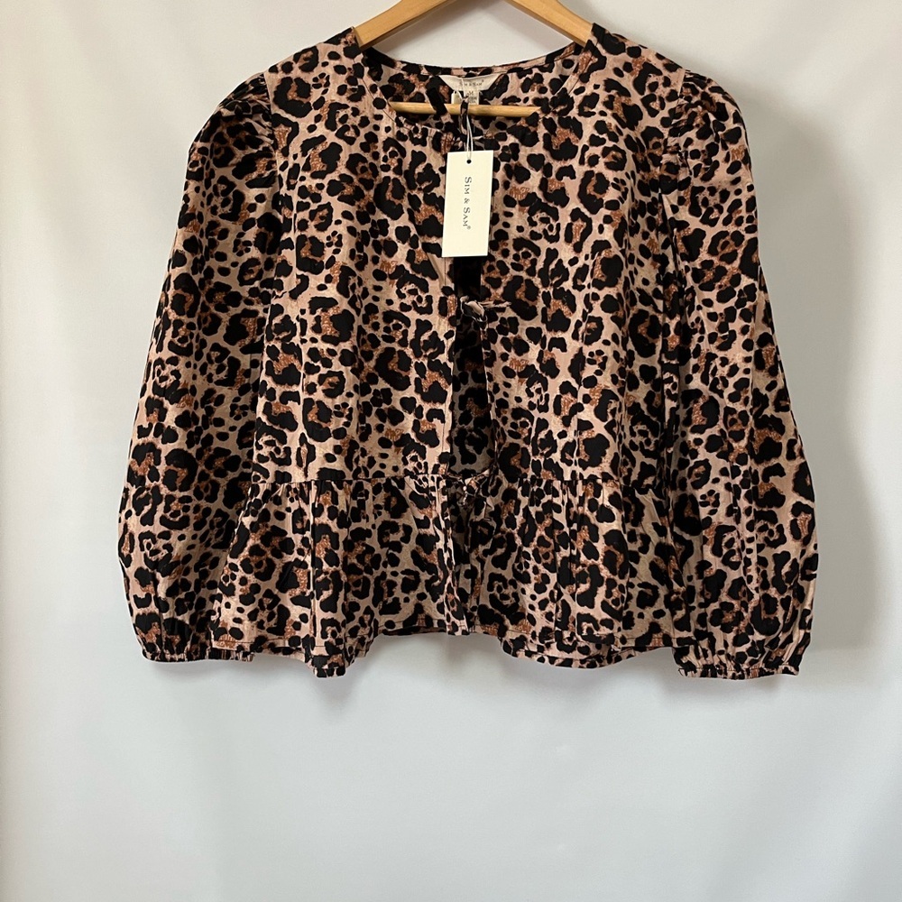 Sim & Sam Leopard Print Women's Tie Up Top Size M NWT - Picture 3 of 10